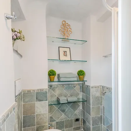 Clocktower Penthouse, 4th Floor With Terrace Lucca