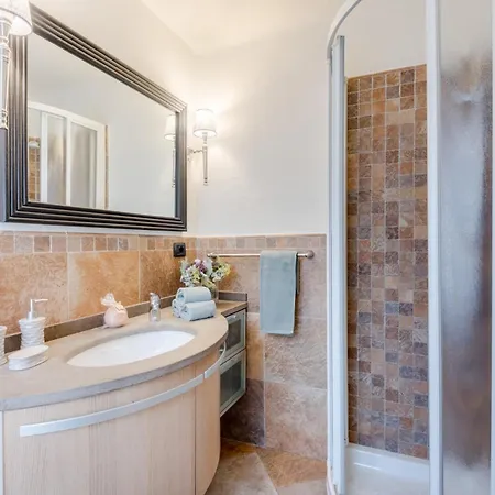 Clocktower Penthouse, 4th Floor With Terrace *