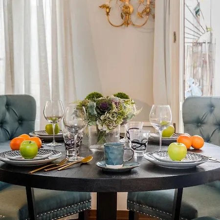 Clocktower Penthouse, 4th Floor With Terrace Lägenhet