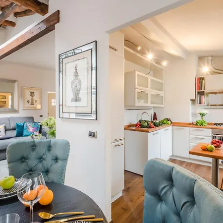 Clocktower Penthouse, 4th Floor With Terrace Lägenhet *