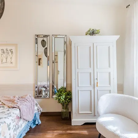 Clocktower Penthouse, 4th Floor With Terrace *