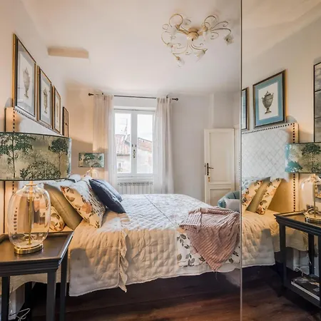 Clocktower Penthouse, 4th Floor With Terrace Lägenhet Lucca