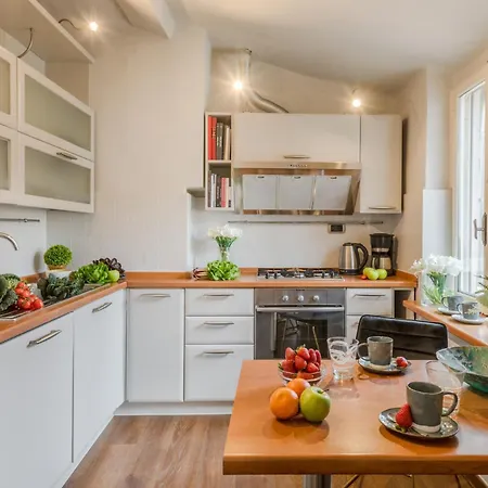 Clocktower Penthouse, 4th Floor With Terrace